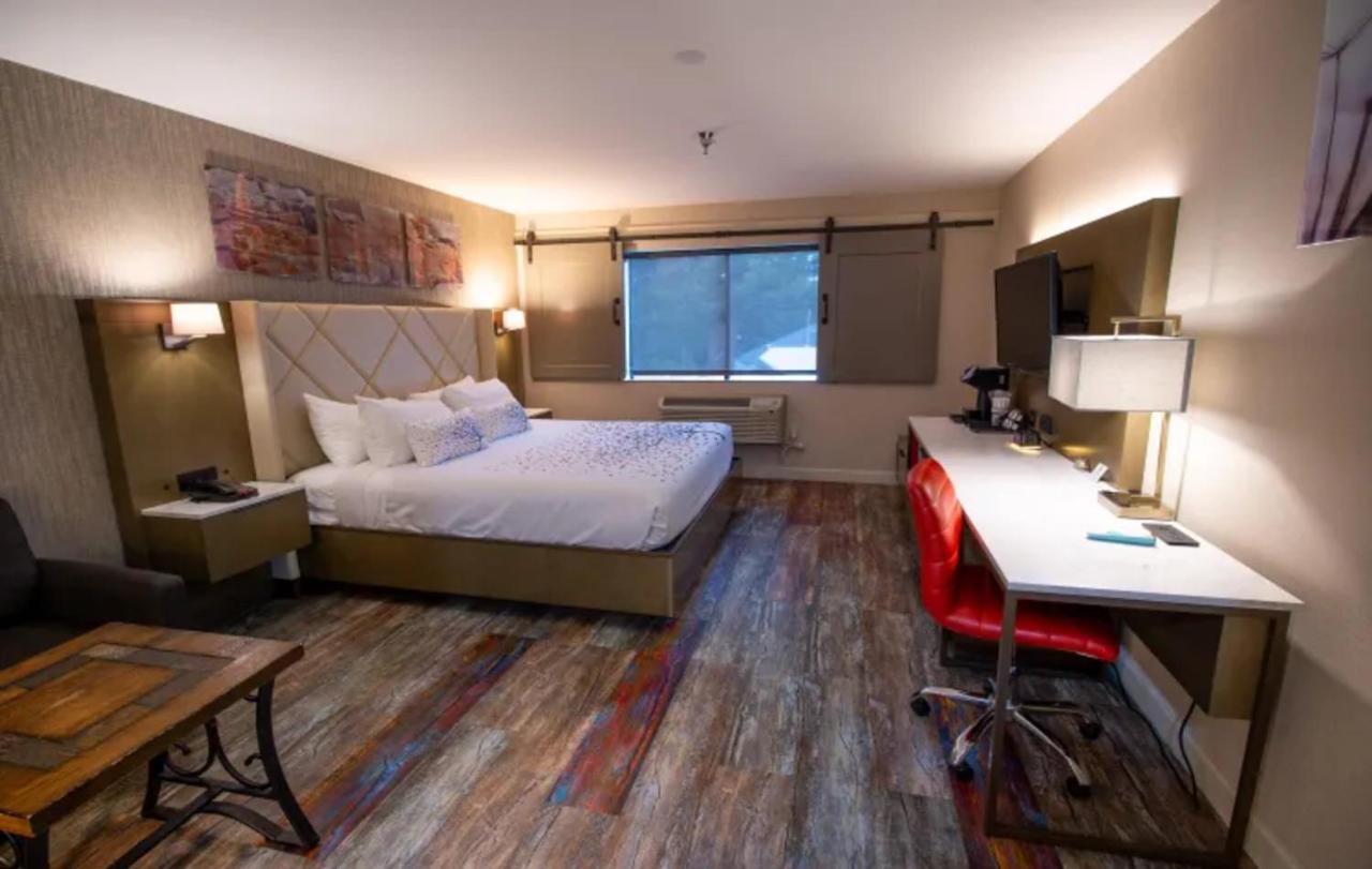 Empeiria High Sierra Hotel Mammoth Lakes
