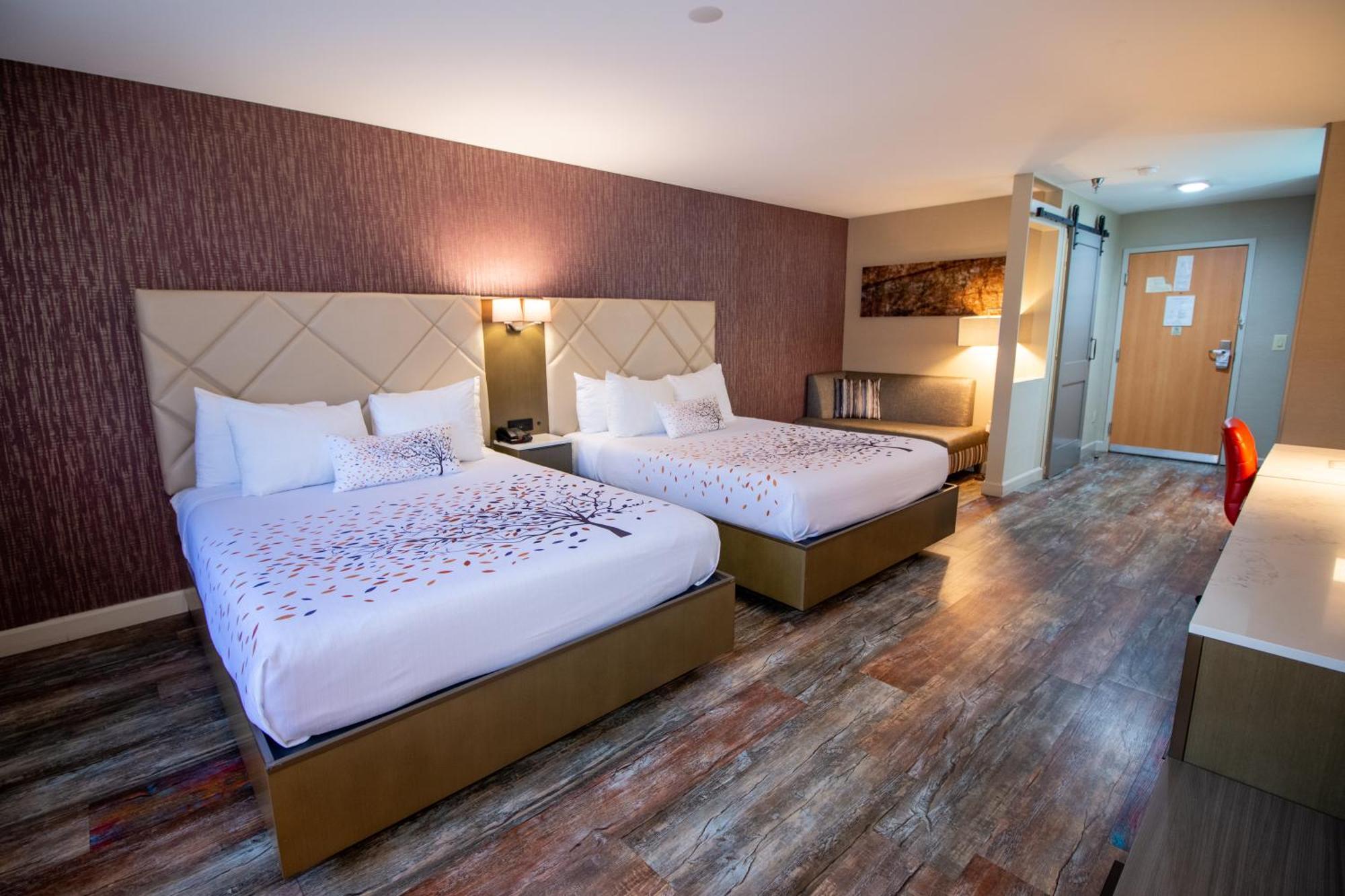 Hotel Empeiria High Sierra 3*
