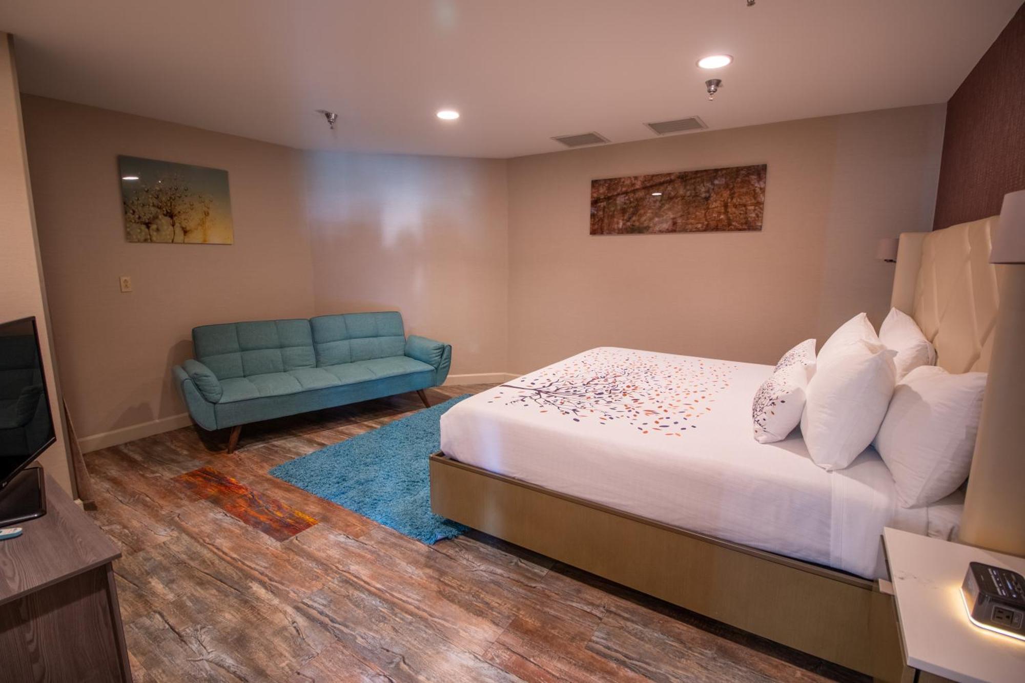 Empeiria High Sierra Hotel Mammoth Lakes
